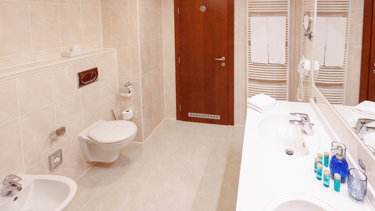 IMG_1406-Superior Suite.jpg